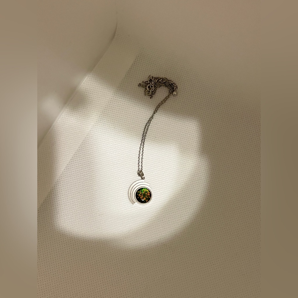 Faux fire opal necklace - Fair condition